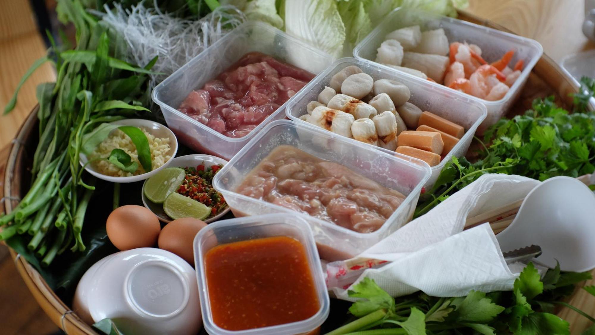 Nok Chan Mee Na Chom Thong Ngoại thất bức ảnh