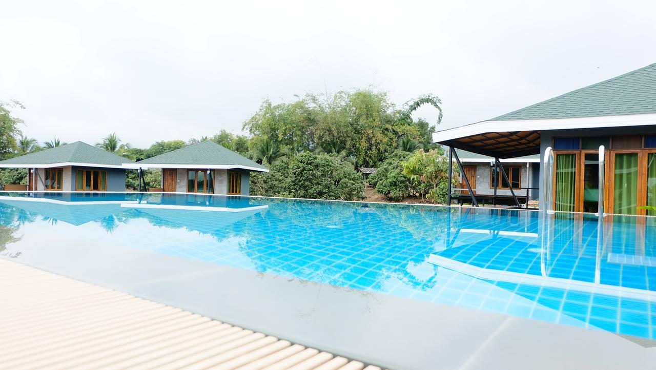 Nok Chan Mee Na Chom Thong Ngoại thất bức ảnh